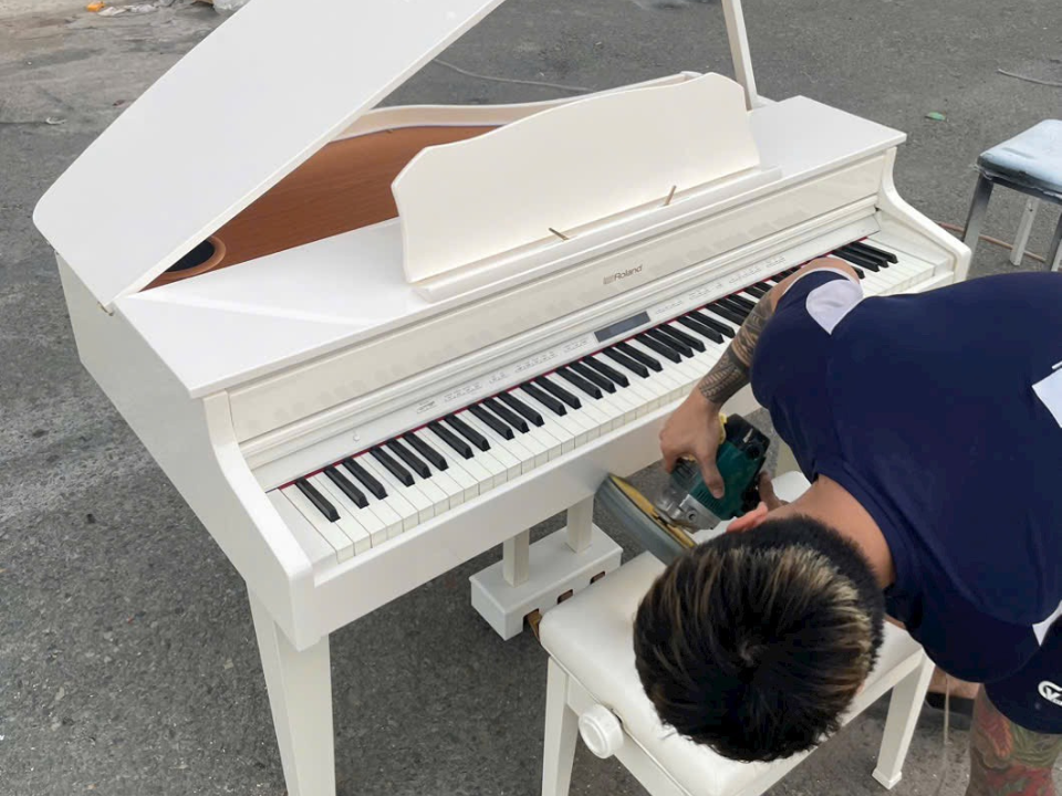 ROLAND GP-607 PW (USED) - Ảnh thực tế 3